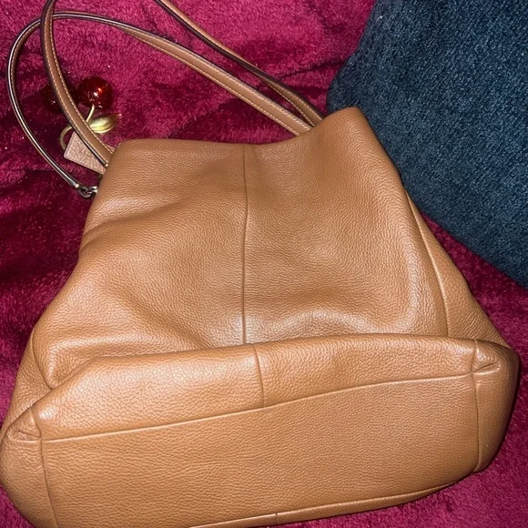 Coach Madison Phoebe Dalton 31 Leather Tan Handbag - Picture 6 of 11